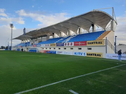 Zirə qəsəbə stadionu