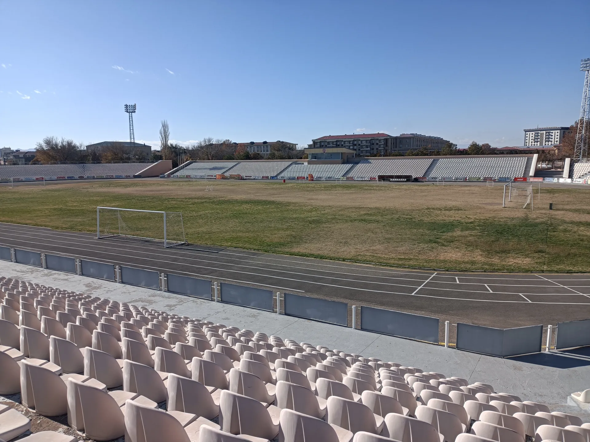 İbrahimxəlil Axundlu adına Naxçıvan şəhər stadionu