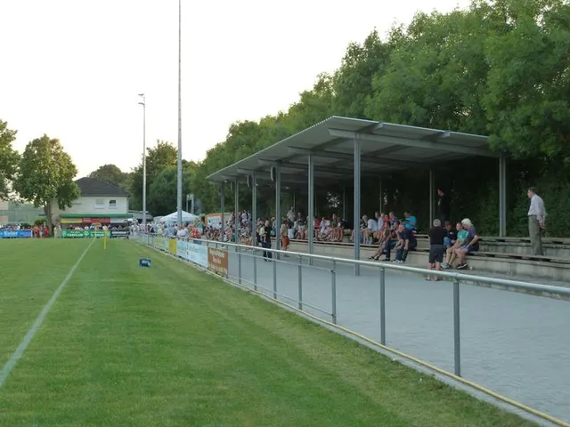 Sportplatz an der Staustufe