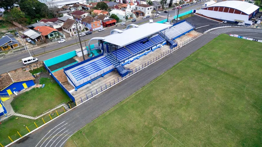 Estádio Municipal Antiocho Pereira, home of AA Iguaçu