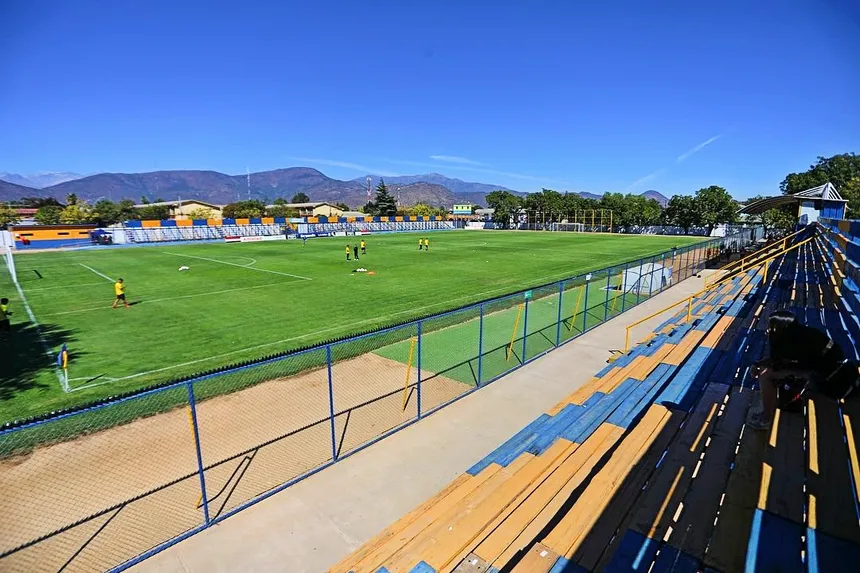 Estadio Municipal Guillermo Guzmán Díaz, home of Deportes Rengo
