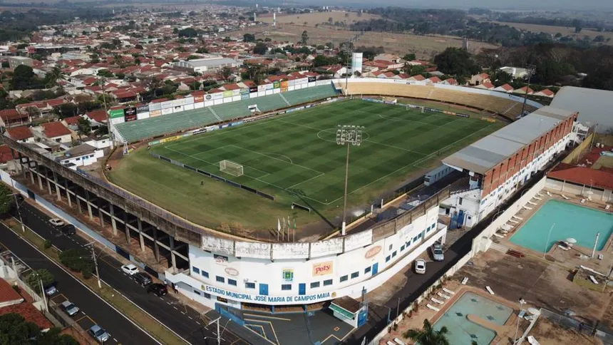 Estádio José Maria de Campos Maia