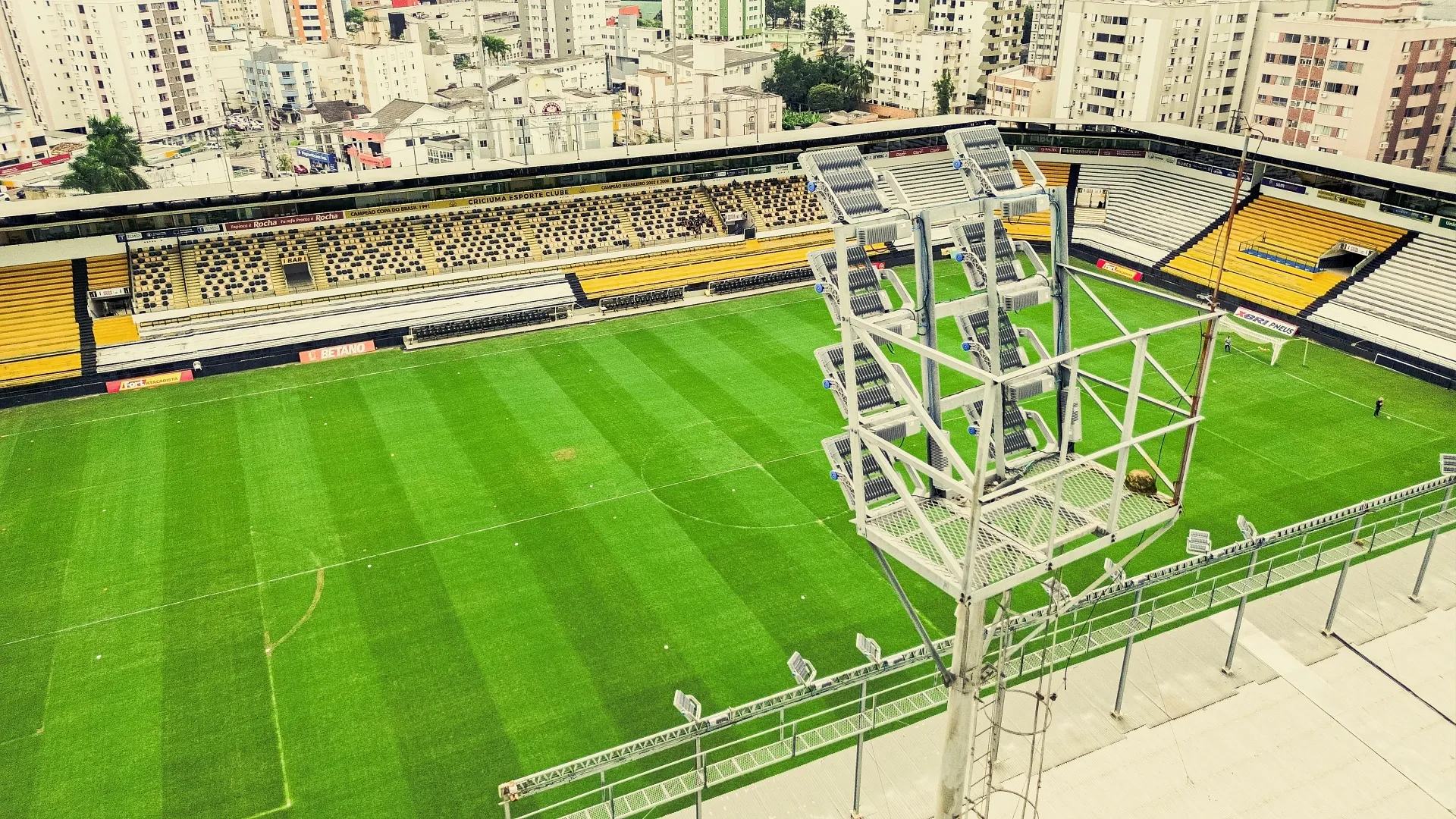 Estádio Heriberto Hülse