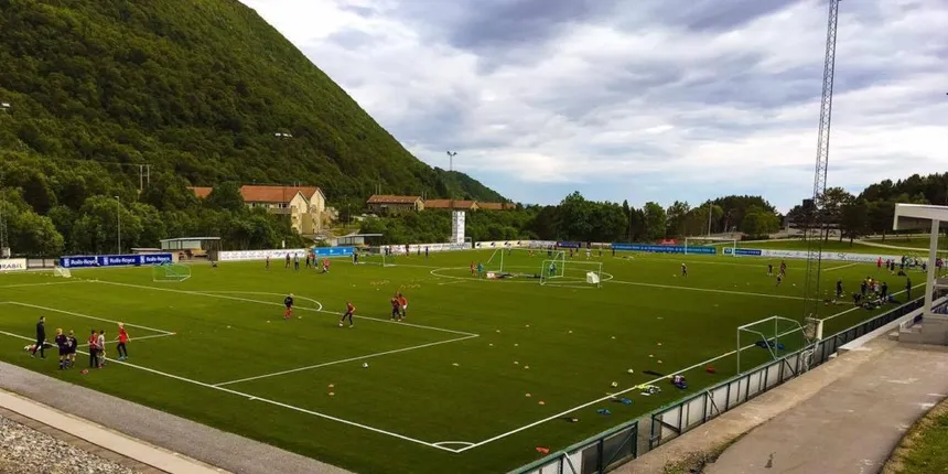 Brattvåg kunstgress, home of Brattvåg