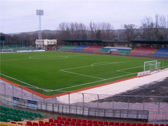 Stadioni Poladi