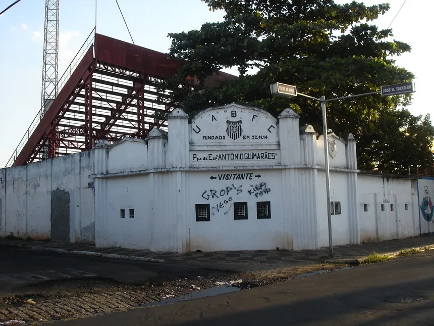 Estádio Antônio Lins Ribeiro Guimarães