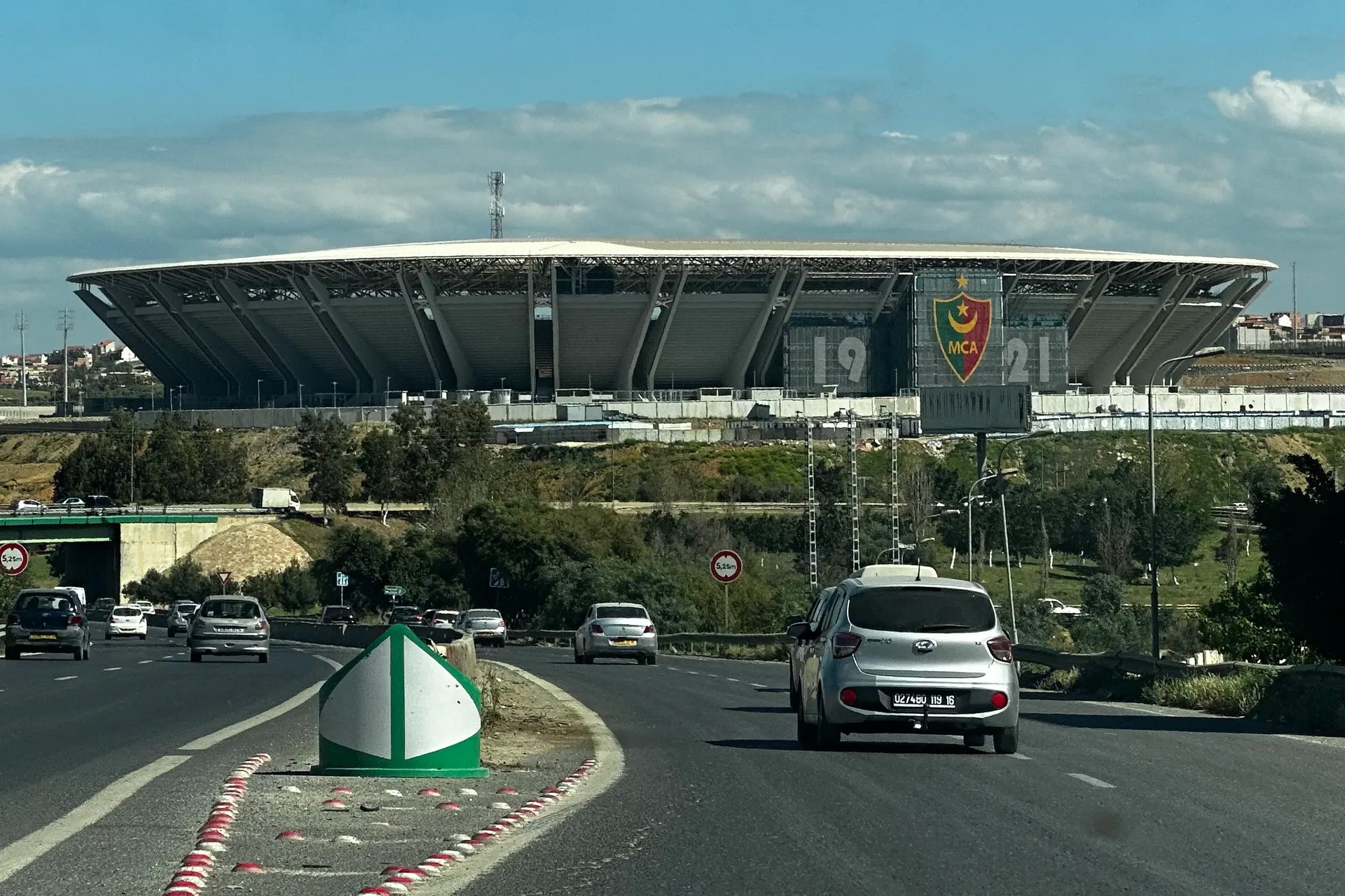 Stade Ali-la-Pointe