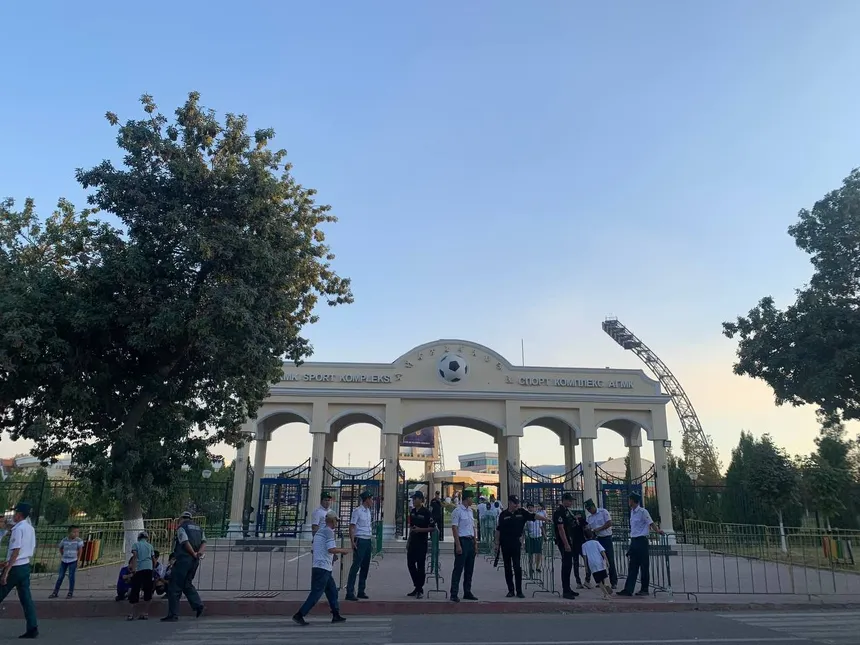 Stadion Metallurg