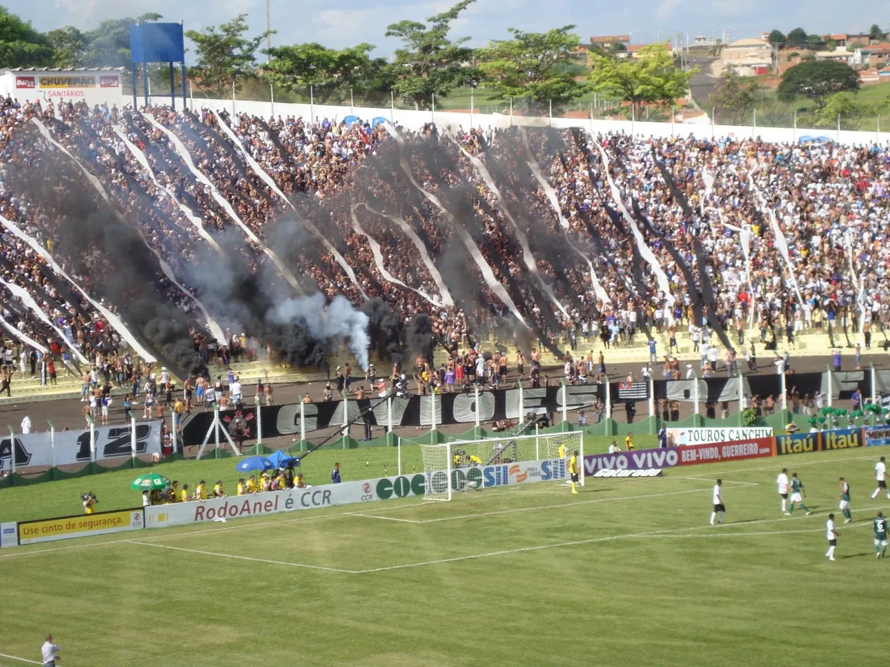 Estádio Paulo Constantino