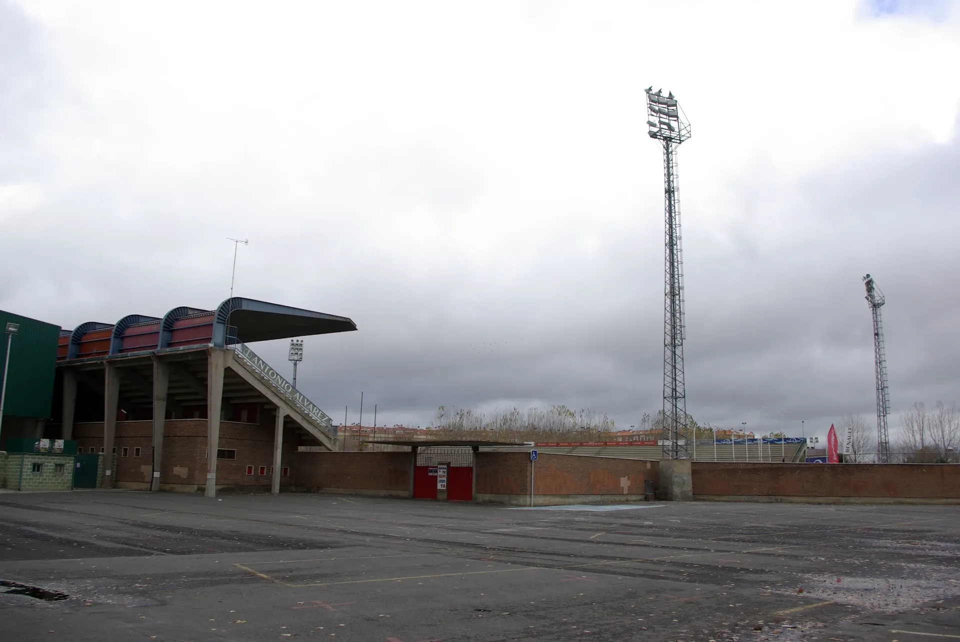 Estadio Municipal Adolfo Suárez