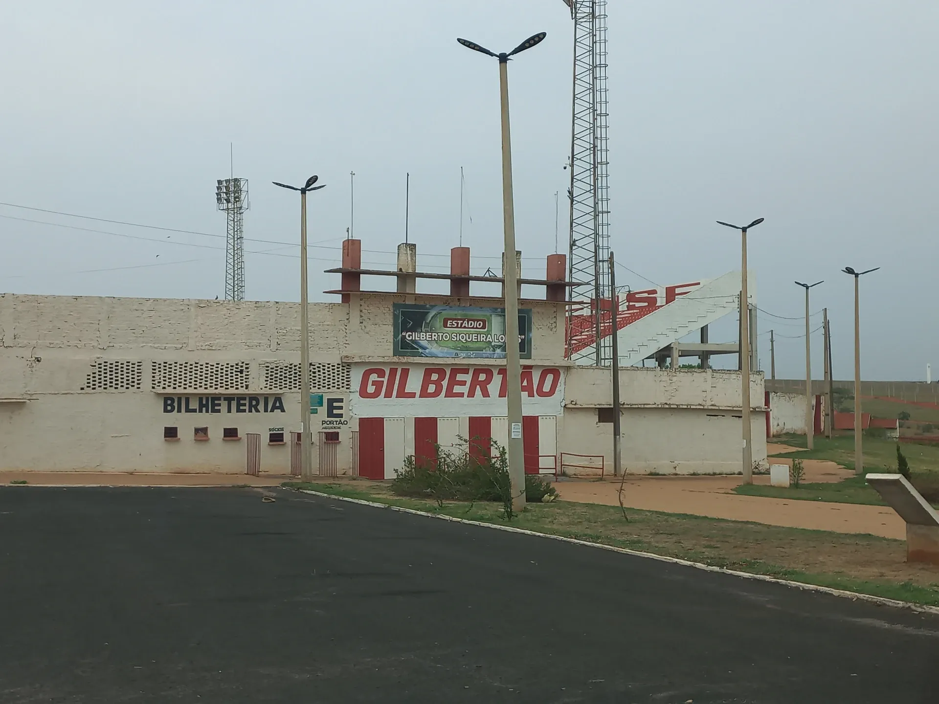 Estádio Municipal Gilberto Siqueira Lopes