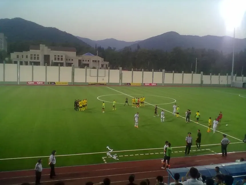 Şəhər stadionu