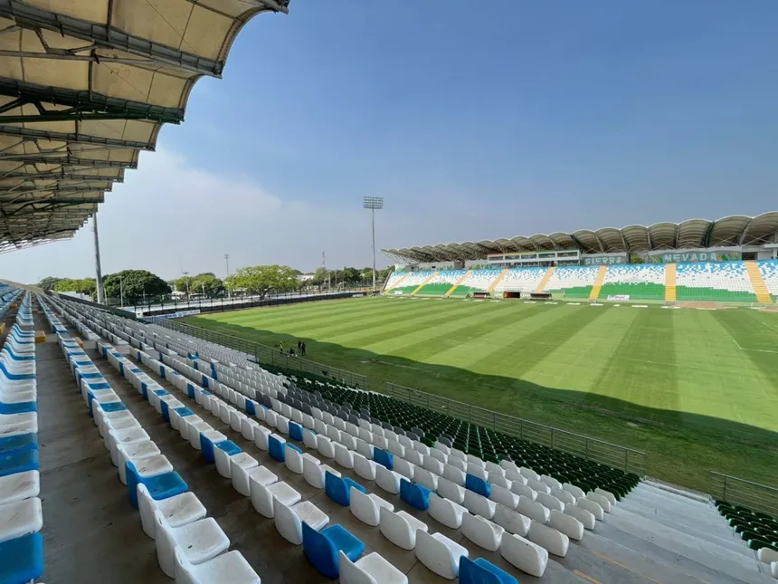Estadio Armando Maestre Pavajeau