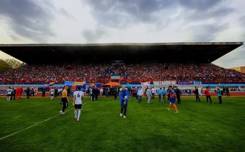 Stade Imam Lyes
