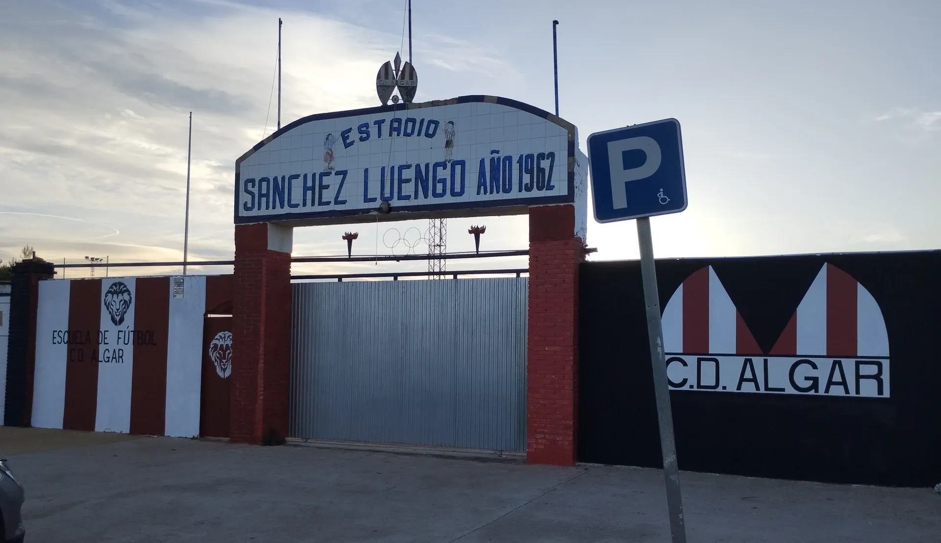 Estadio Sánchez Luengo