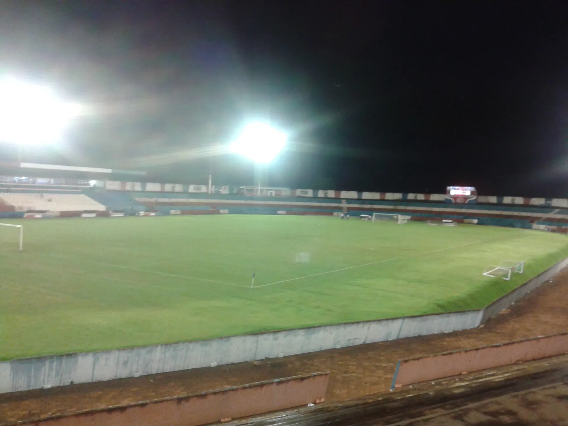Estádio Municipal Juscelino Kubitschek de Oliveira