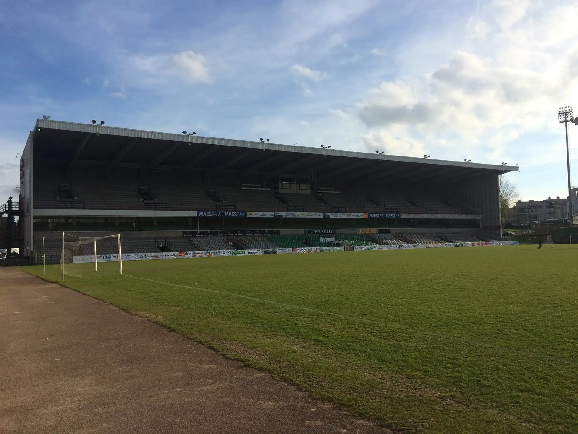 Edmond Machtensstadion