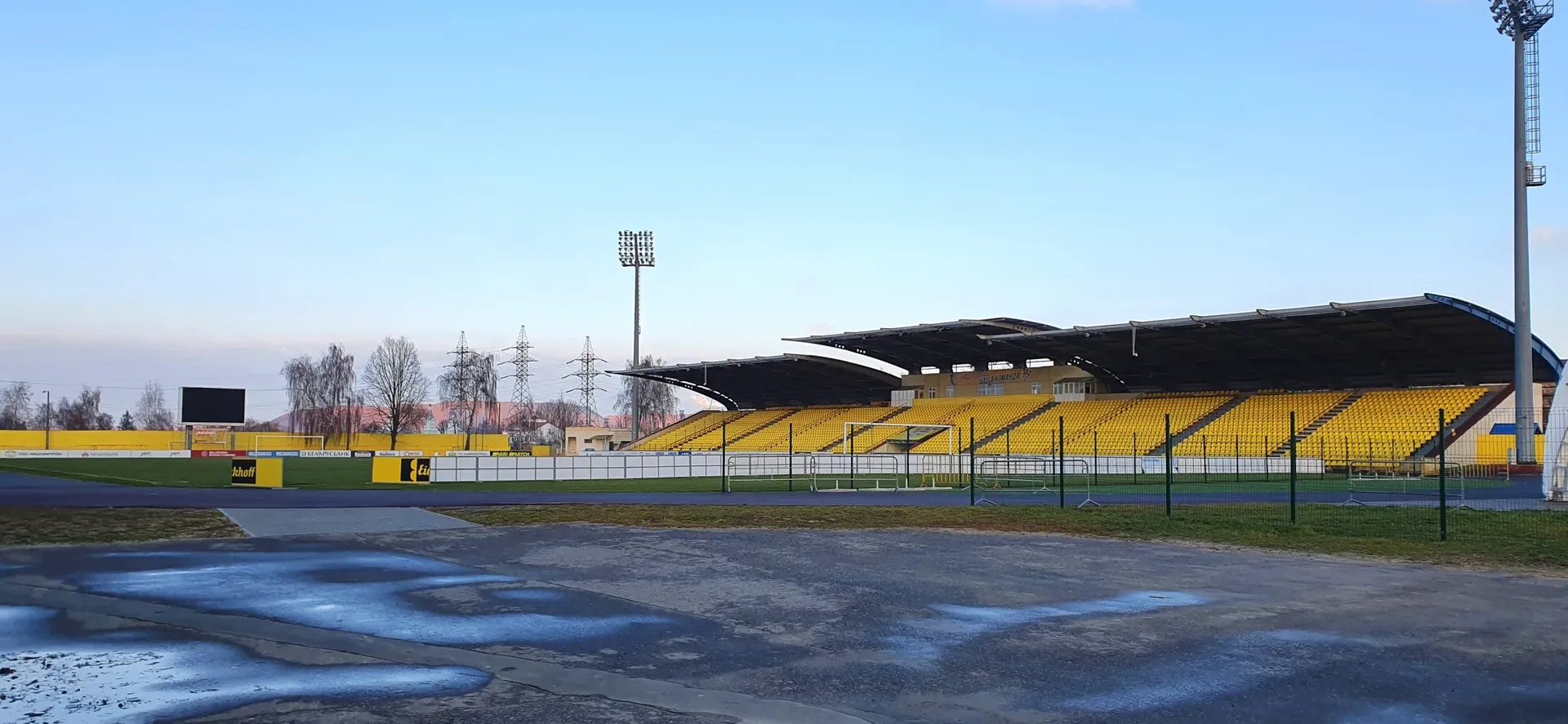 Stadyen Budaŭnik (Stroitel'), home of Shakhter Soligorsk
