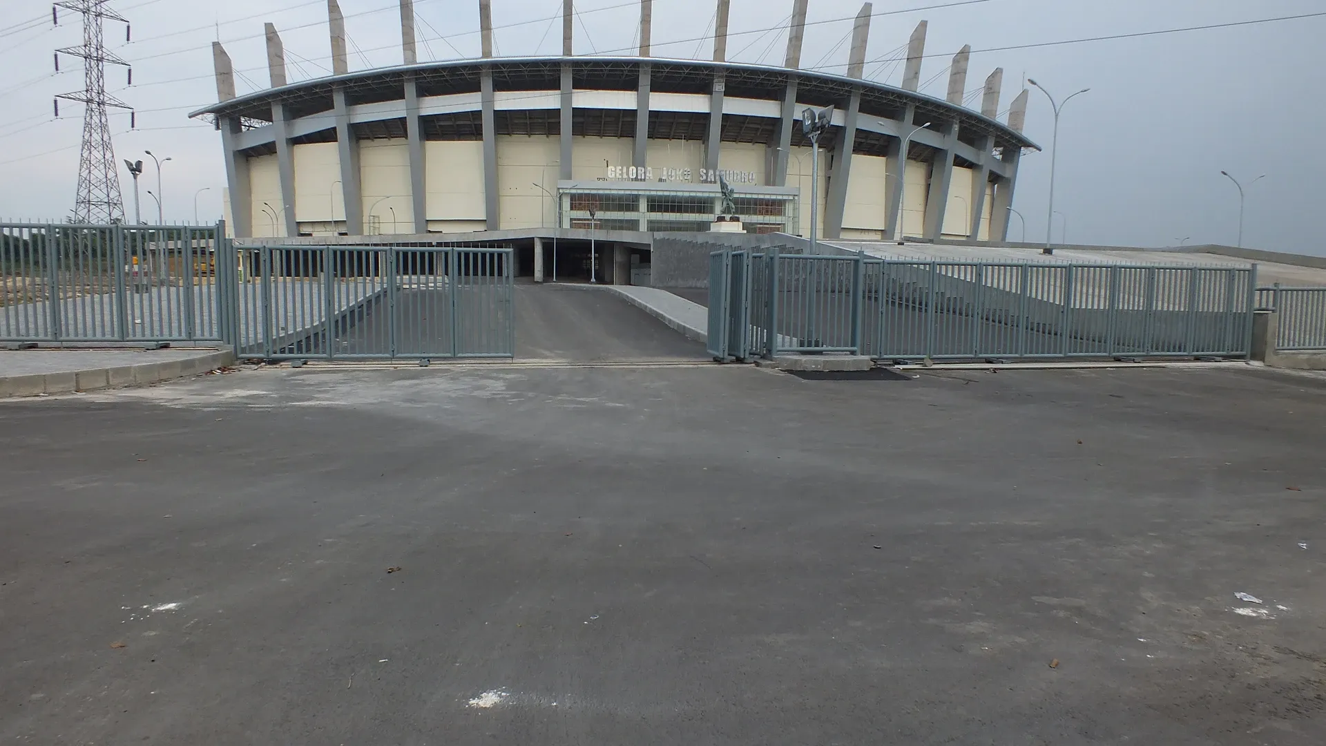 Stadion Gelora Joko Samudro